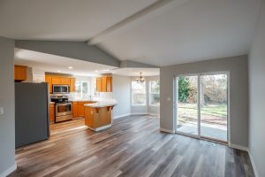 Elk Ridge Remodeling - Living/Family Room 06